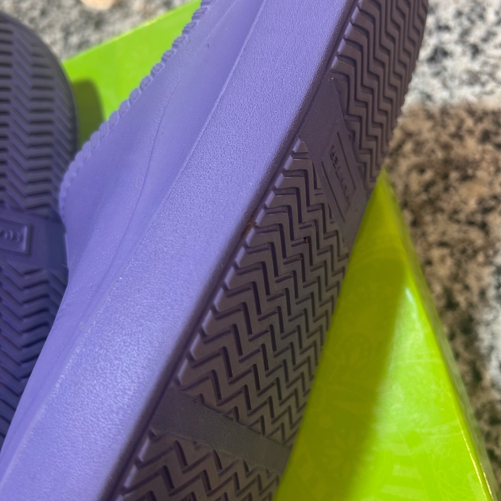 Hunter Purple Women's Shoes - Picture 2 of 9